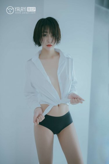 商务旅游和女老板戴的帽子